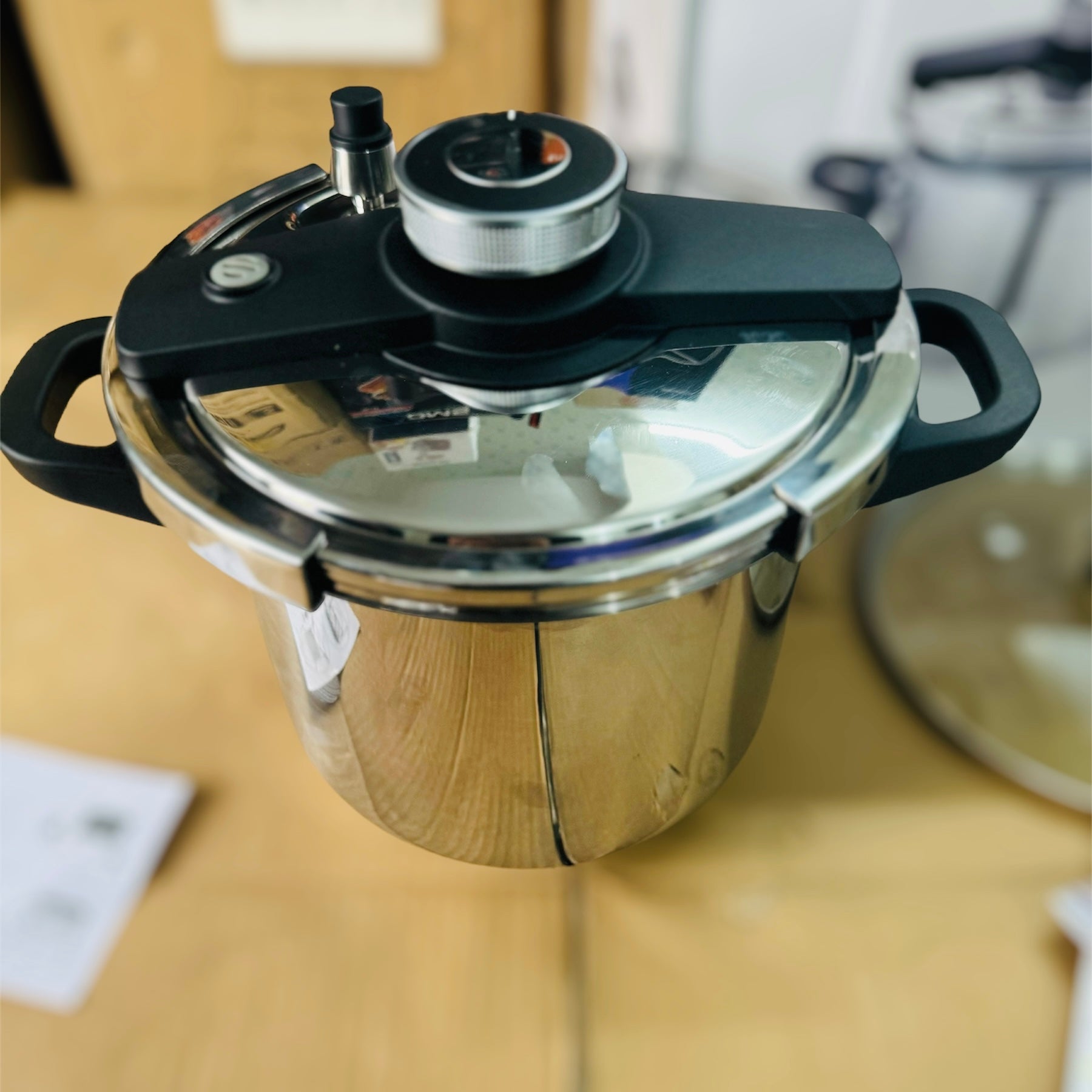 Steampunk 9L Pressure cooker