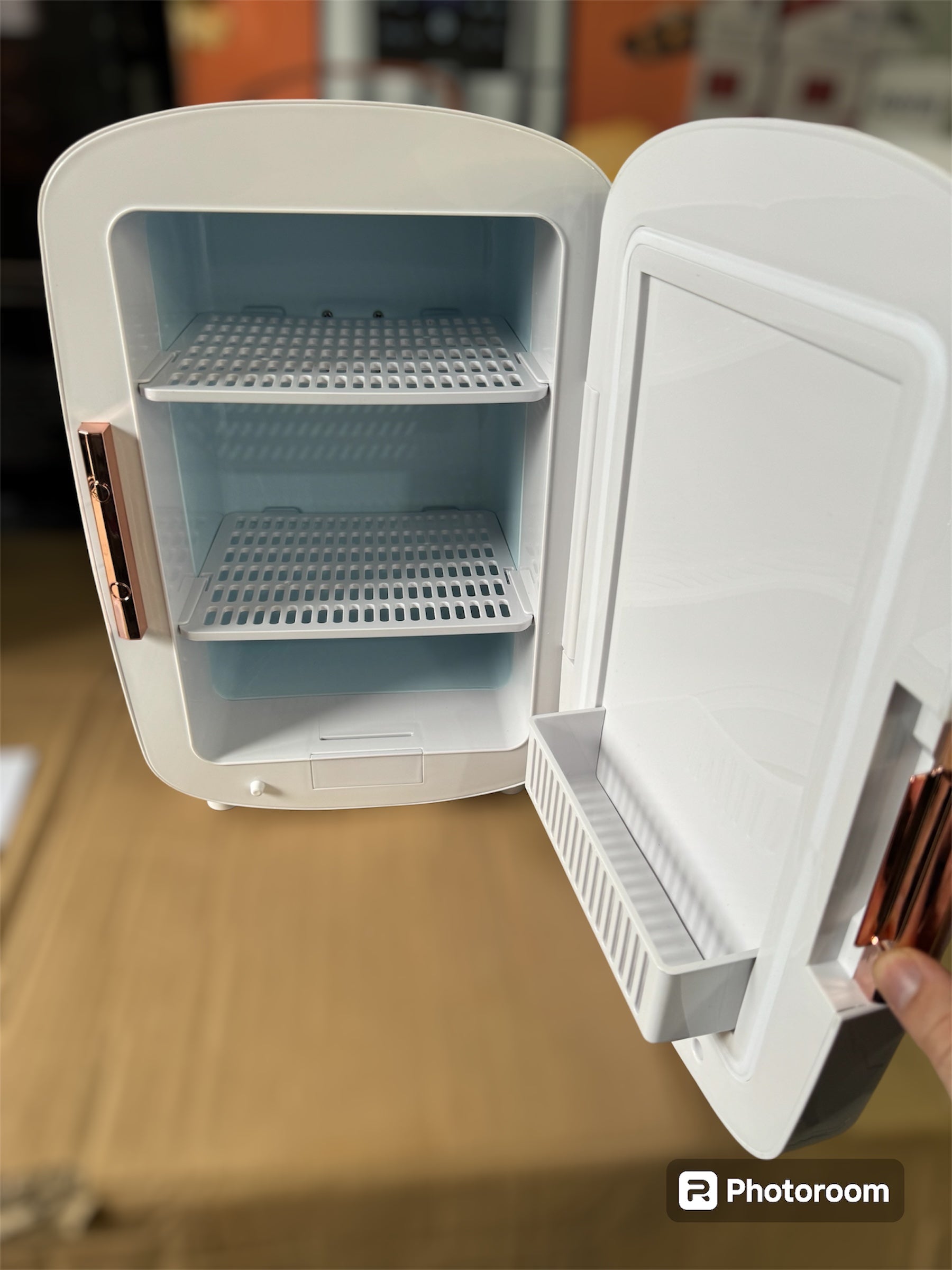 Geepas mini refrigerator