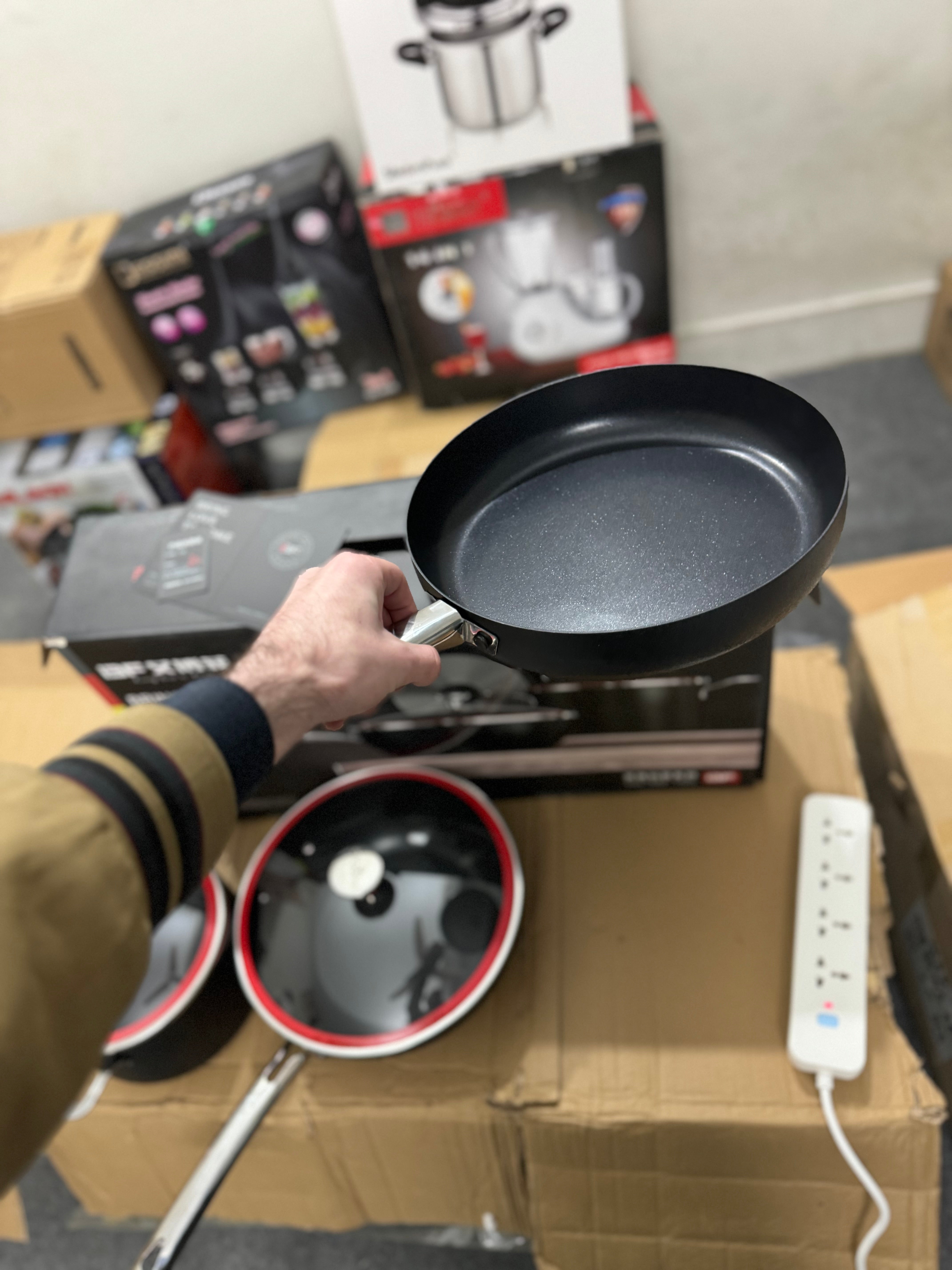 Amazon Lot 3-in-1 Cookware set