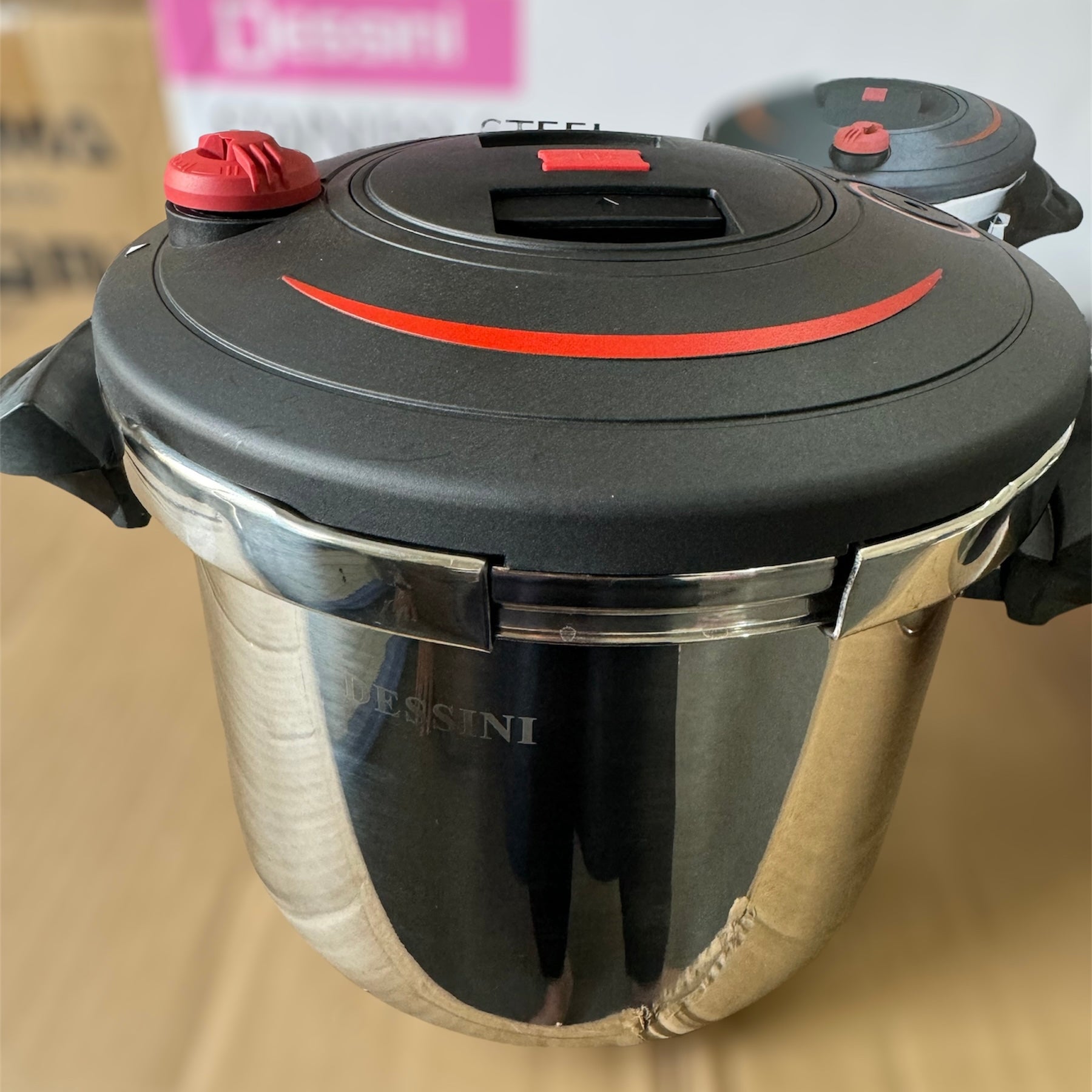 Dessini dual pressure cooker+pan 6-8L set